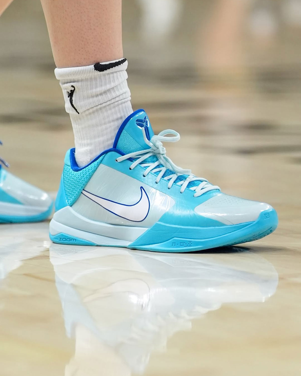 Caitlin Clark Practices In A “Midwest Lakes” Nike Kobe 5 PE