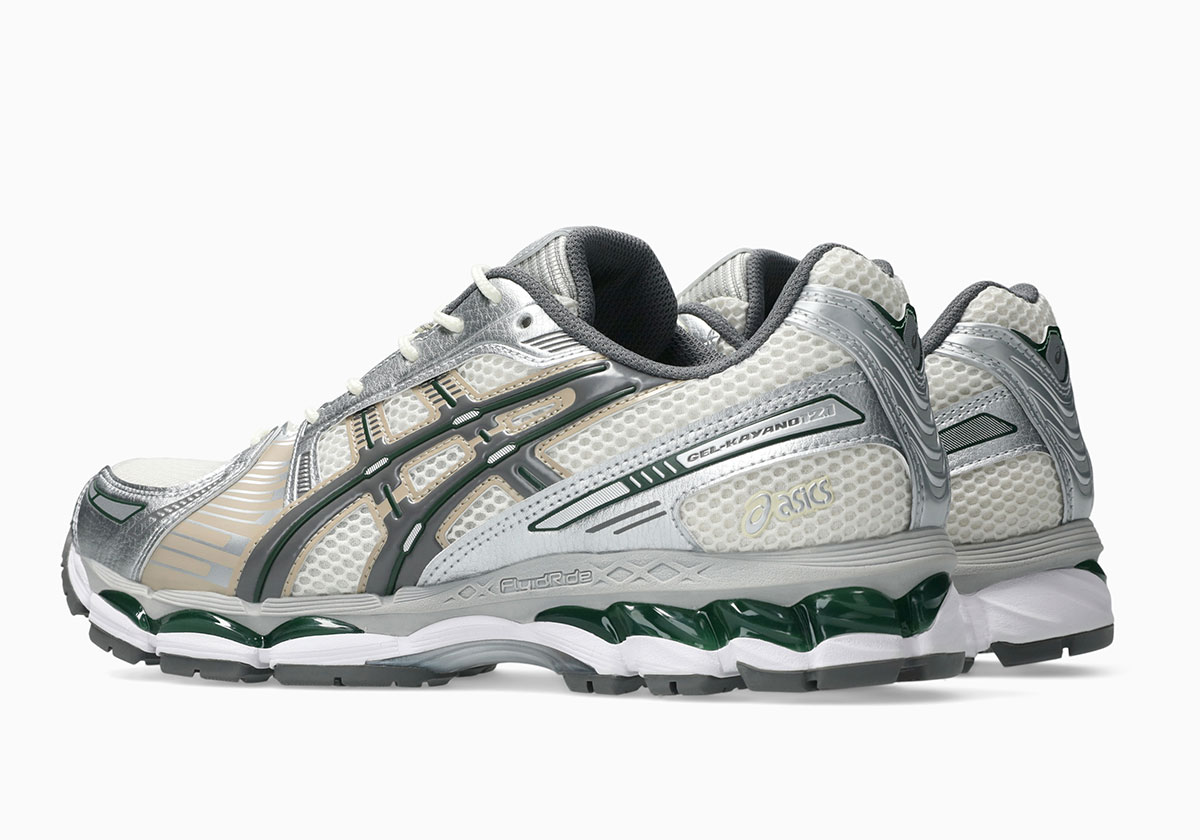 Cream And Carbon Combine On This ASICS GEL-Kayano 12.1